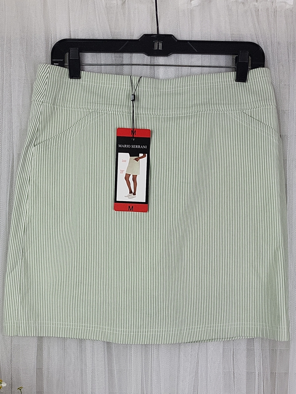 Mario Serrani Italy Pale‎ Mint and White Pinstripe Mini Skort. Size M